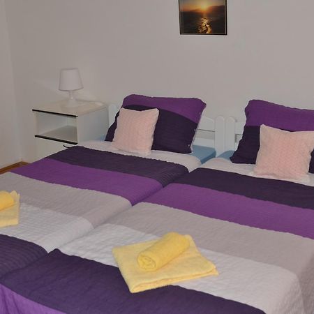 Rooms Mila Rezovac Екстериор снимка