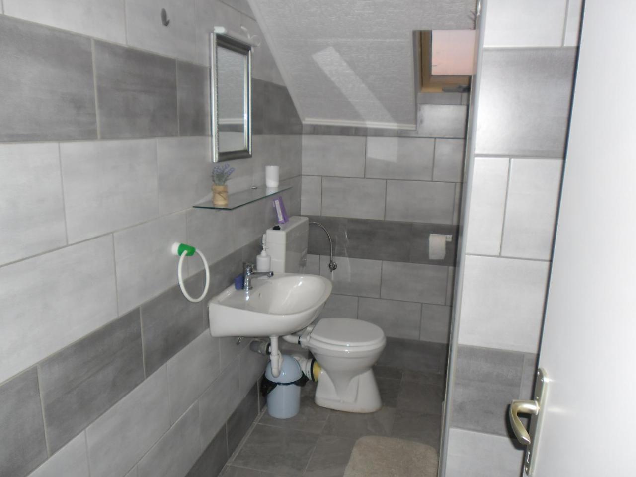 Rooms Mila Rezovac Екстериор снимка