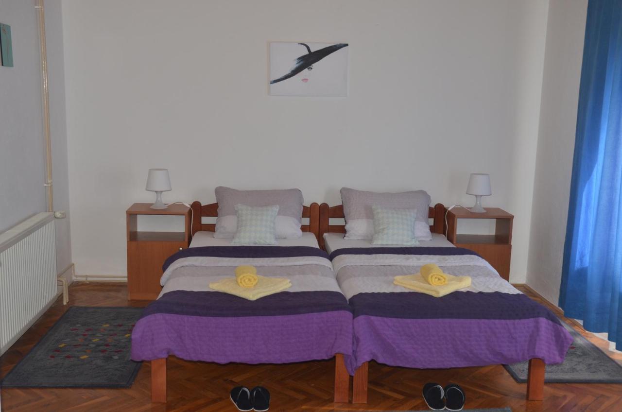 Rooms Mila Rezovac Екстериор снимка